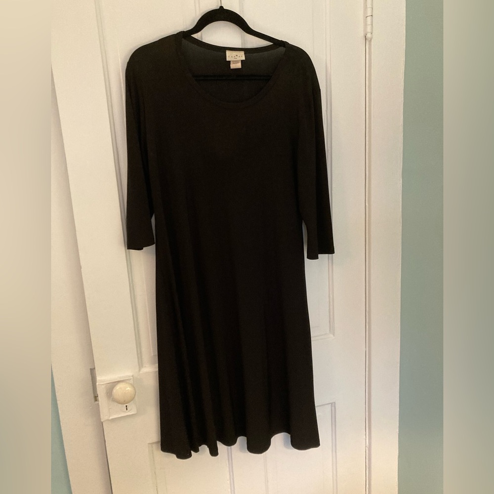 Caribe Black Dress - Picture 5 of 8